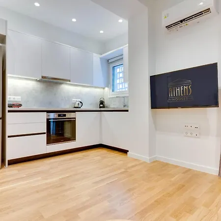 Elegant Flat 5 Walk To Metro Panormou Athens