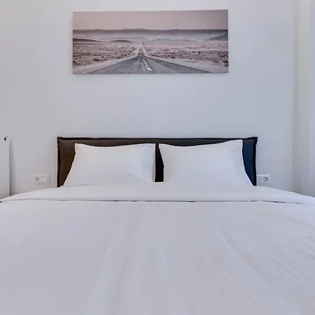 Elegant Flat 5 Walk To Metro Panormou Apartment *
